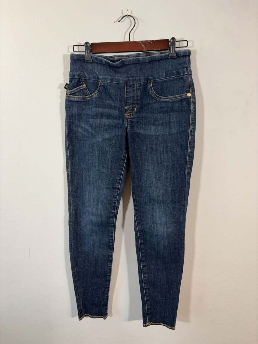 Rock & Republic Denim Rx Fever Pull On Slimming Skinny Jeans